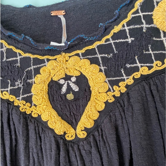 Free People Black Gold Embroidered Peasant Flowy Hippie Boho Baloon Sleeve Shirt - Picture 11 of 12